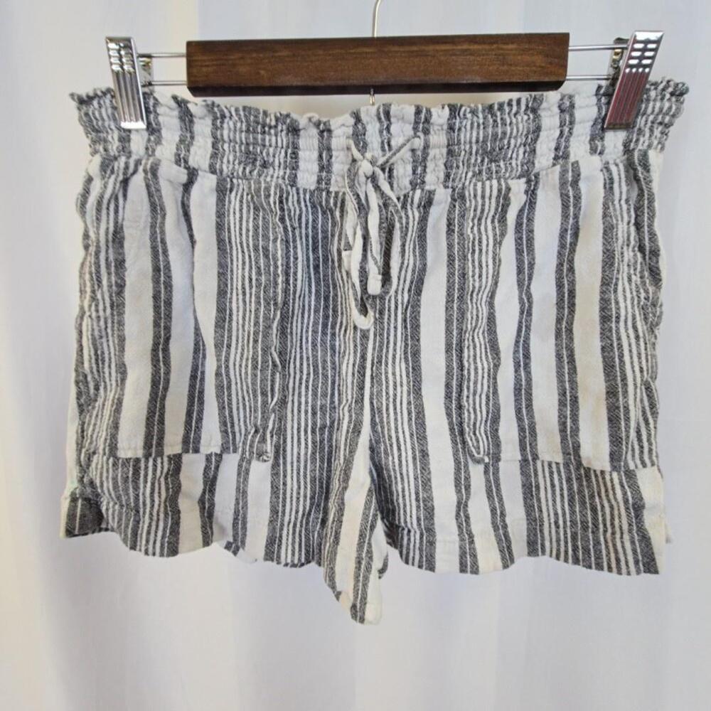 Time And Tru Shorts Womens XS Gray Stripe Paperbag Linen Blend Casual Summer